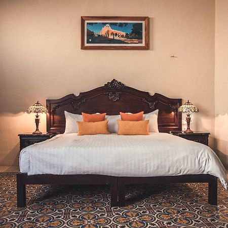 Casa Valladolid Boutique Hotel Ngoại thất bức ảnh