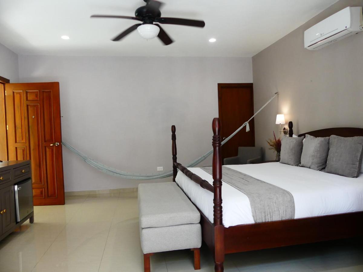 Casa Valladolid Boutique Hotel Ngoại thất bức ảnh