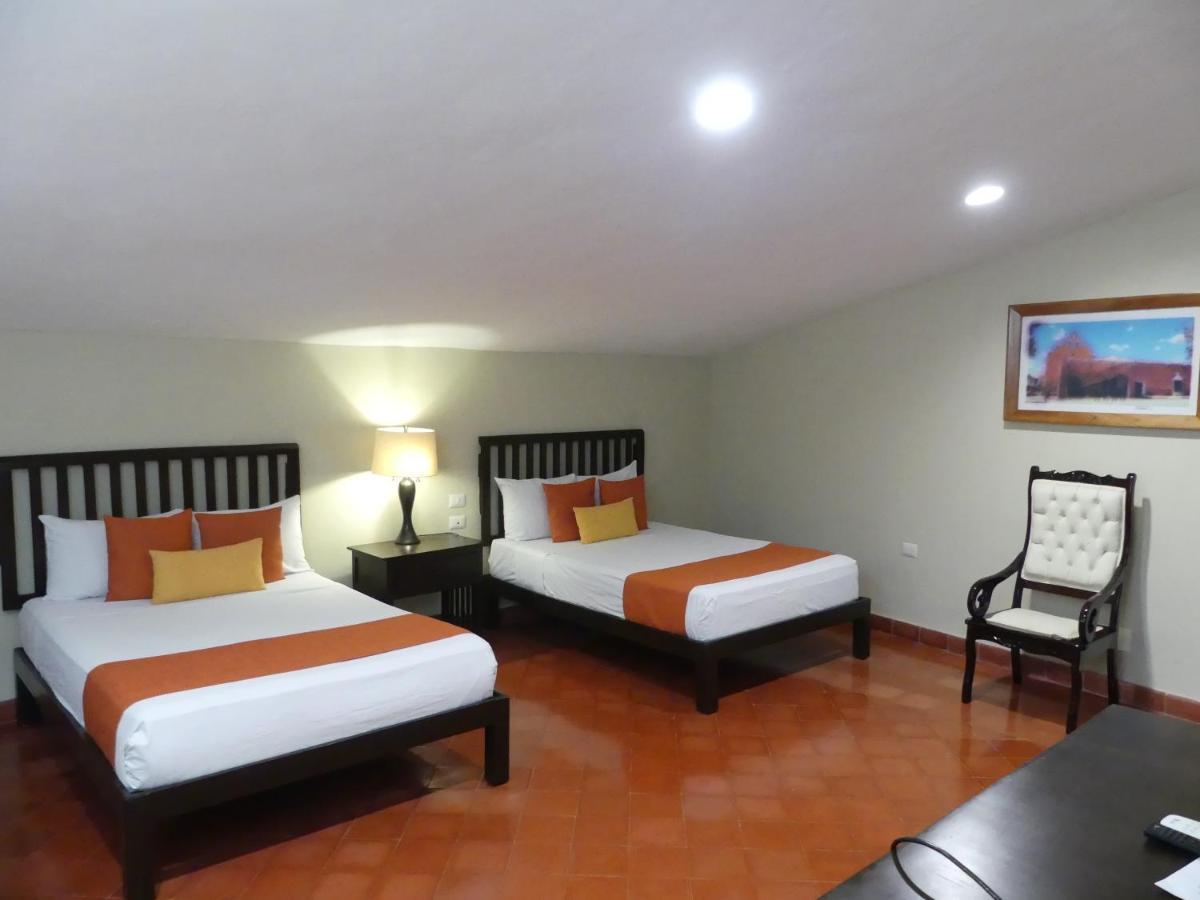 Casa Valladolid Boutique Hotel Ngoại thất bức ảnh