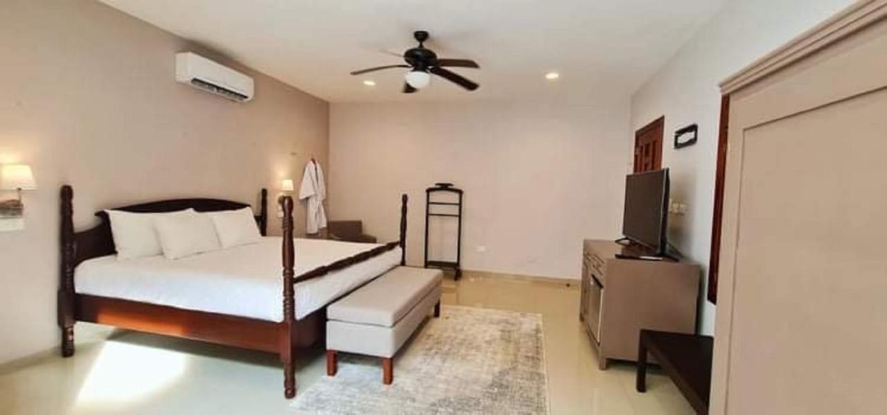 Casa Valladolid Boutique Hotel Ngoại thất bức ảnh